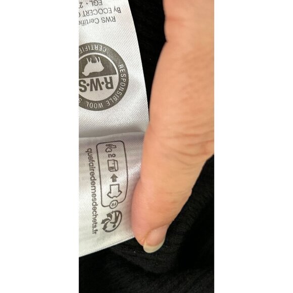 From Future Womens Ribbed Two-Tone Navy & Black Turtleneck Wool Sweater Size Sma - Picture 8 of 10